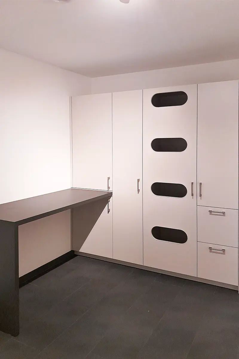 Büroeinrichtung Schrank Schreibisch Büroeinrichtung Schrank Schreibisch